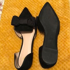 Black bow flats